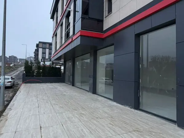 KARADAĞLI A.Ş.Soğancılar Caddesi Üzerinde, İskanlı KURUMSAL MÜLK