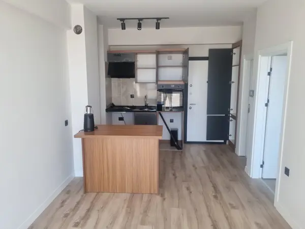 hatip mahallesi uysal gardenia rezidanta kiralık eşysız 1+1 daire fotoğraf 3