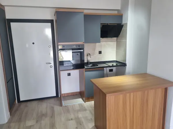 ÇORLU ROYAL EMLAK'TAN UYSAL GARDENiYA REZİDANSTA KİRALIK 1+1  DAİRE fotoğraf 3