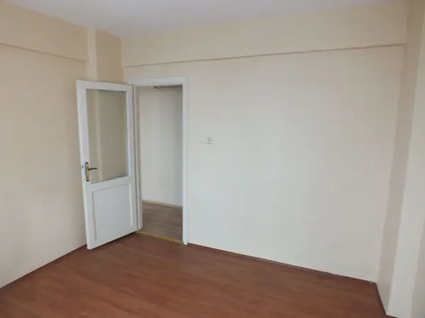 ÇORLU ROYAL EMLAKTAN BAHÇELİEVLERDE KİRALIK 3+1 KOMBİLİ DAİRE fotoğraf 8