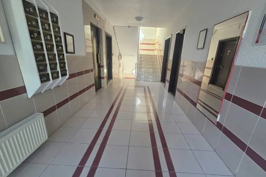 EMLAK KONUTLARI OKULLAR BÖLGESİNİN MERKEZİNDE 3+1 KİRALIK DAİRE fotoğraf 9