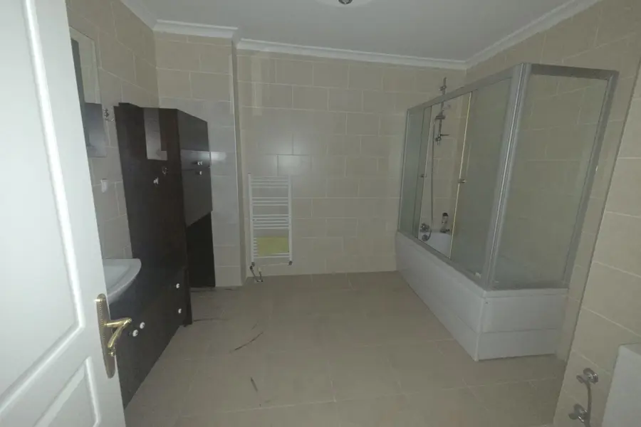 HÜRRİYET MAH.PİNHAS ORTAOKULUNA YÜRÜME MESAFESİNDE 4+1 KİRALIK DAİRE fotoğraf 24