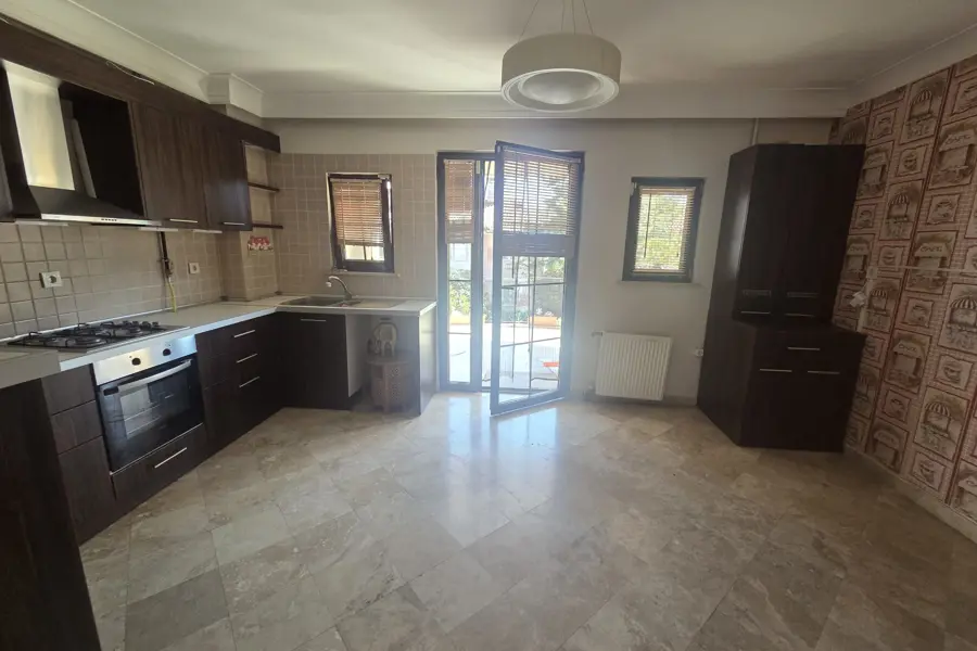 HÜRRİYET MAH.PİNHAS ORTAOKULUNA YÜRÜME MESAFESİNDE 4+1 KİRALIK DAİRE fotoğraf 20