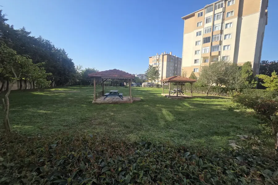 BELEDİYE KONUTLARI AYDEDE SİTESİNDE KİRALIK DAİRE fotoğraf 4