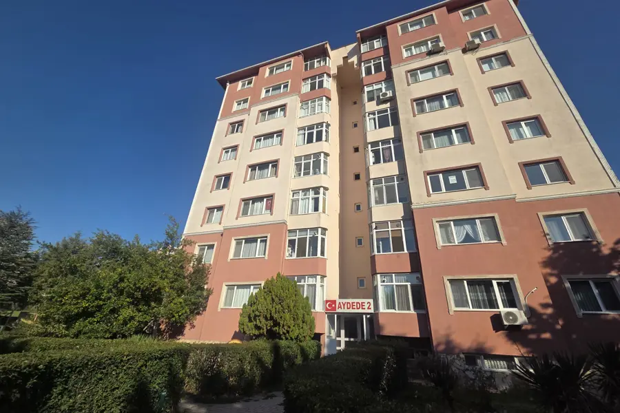 BELEDİYE KONUTLARI AYDEDE SİTESİNDE KİRALIK DAİRE