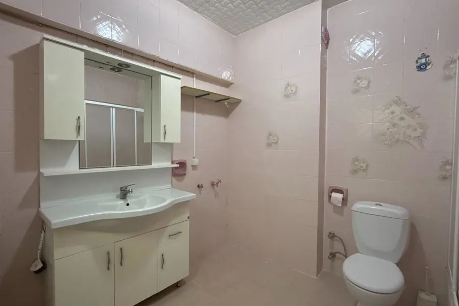ÇORLU MUHİTTİN MAHALLESİNDE KİRALIK 3+1 DAİRE fotoğraf 5