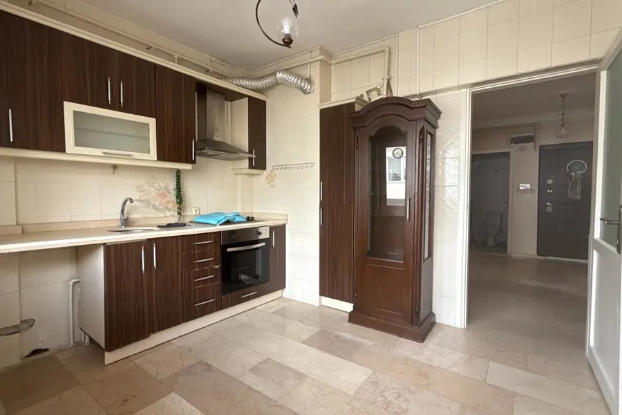 ÇORLU MUHİTTİN MAHALLESİNDE KİRALIK 3+1 DAİRE fotoğraf 7