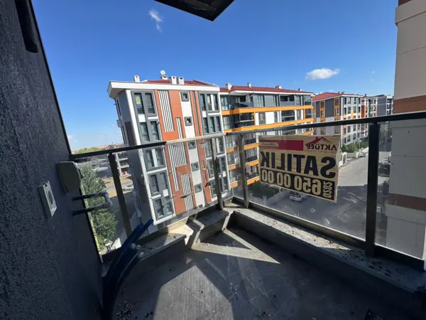 HÜRRİYET MAHALLESİNDE SATILIK SIFIR İSKANLI 1+1 DAİRE fotoğraf 6