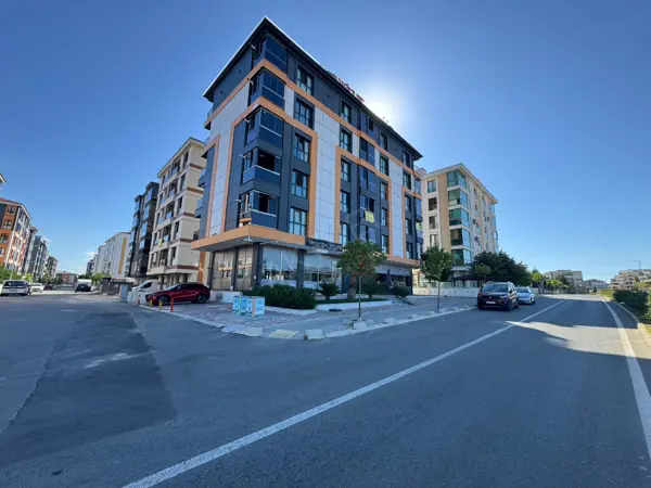 HÜRRİYET MAHALLESİNDE SATILIK SIFIR İSKANLI 1+1 DAİRE