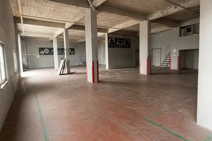 600m² KAPALI + 400m² AÇIK ALANLI KİRALIK DEPO / İMALATHANE
