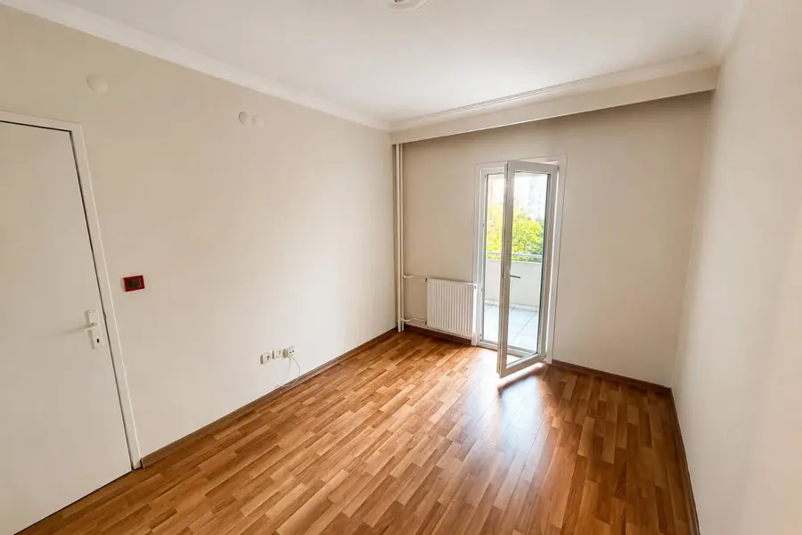 EMLAK KONUTLARI 1. KISIMDA 3.KAT NET 140 m² MASRAFSIZ 3+1 KİRALIK DAİRE fotoğraf 20