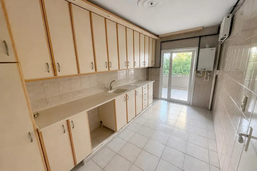 EMLAK KONUTLARI 1. KISIMDA 3.KAT NET 140 m² MASRAFSIZ 3+1 KİRALIK DAİRE fotoğraf 22
