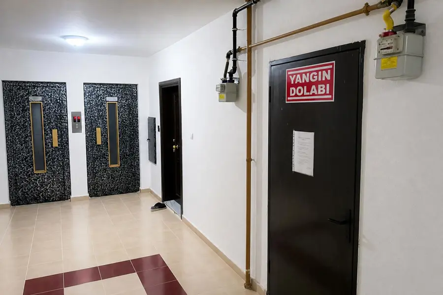 EMLAK KONUTLARI 1. KISIMDA 3.KAT NET 140 m² MASRAFSIZ 3+1 KİRALIK DAİRE fotoğraf 8