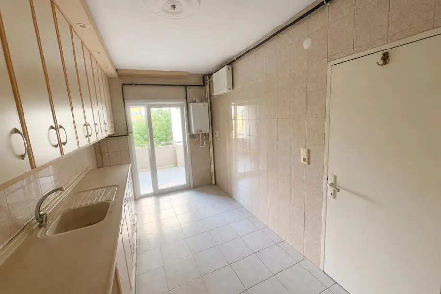 EMLAK KONUTLARI 1. KISIMDA 3.KAT NET 140 m² MASRAFSIZ 3+1 KİRALIK DAİRE fotoğraf 24