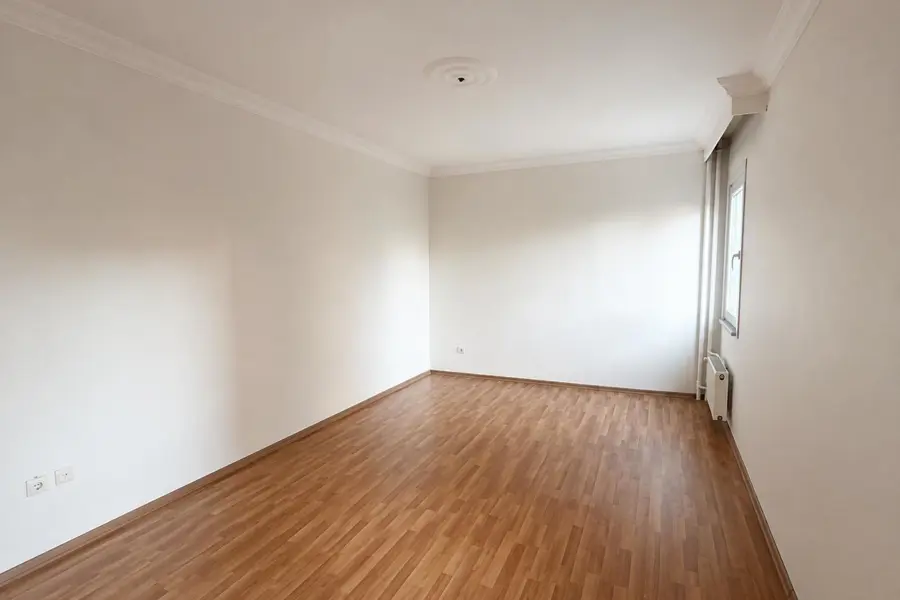 EMLAK KONUTLARI 1. KISIMDA 3.KAT NET 140 m² MASRAFSIZ 3+1 KİRALIK DAİRE fotoğraf 5